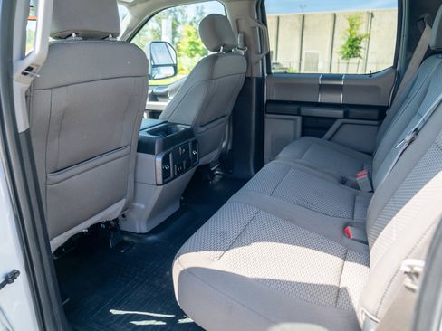 Used 2018 Ford F150 XLT w/ Equipment Group 301A Mid AWD/4WD image 19