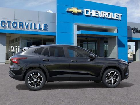 New 2026 Chevrolet Trax RS image 5