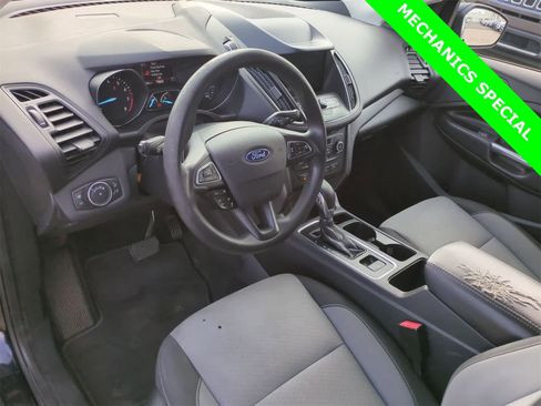 Used 2019 Ford Escape SE image 10