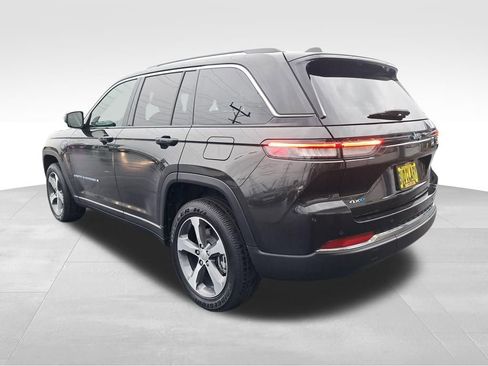 New 2023 Jeep Grand Cherokee 4WD 4xe image 3