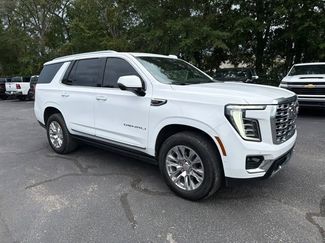 Used 2025 GMC Yukon Denali w/ Sun & Power Step Package AWD/4WD video 1