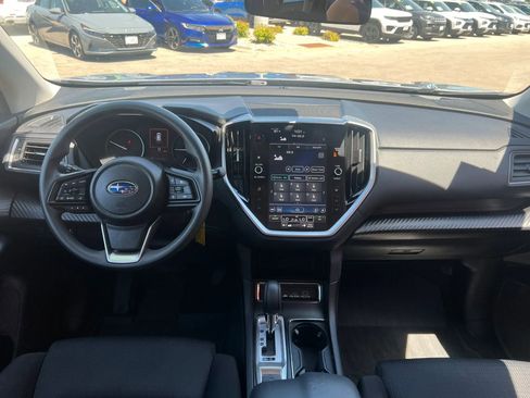 Used 2024 Subaru Ascent 8-Passenger AWD/4WD image 11
