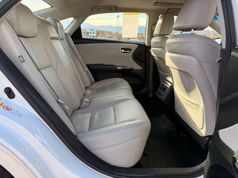 Used 2018 Toyota Avalon XLE Premium image 27