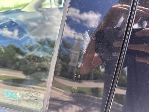 Used 2016 Lincoln MKX Select w/ Select Plus Package image 42