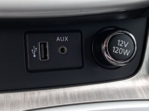 Used 2018 Nissan Murano SL image 25