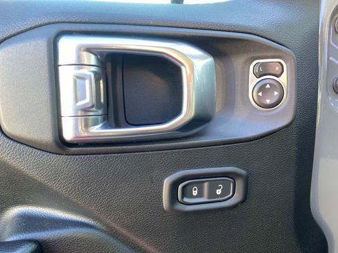 Certified 2021 Jeep Gladiator Sport image 21