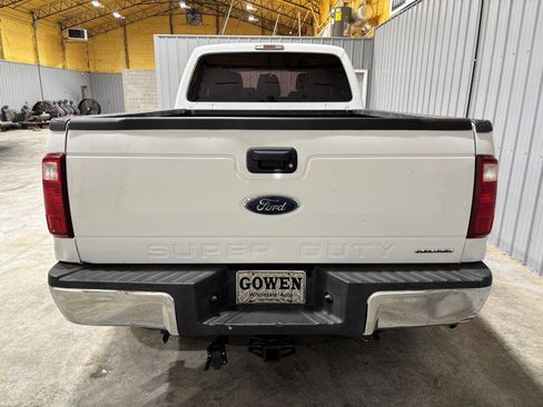 Used 2015 Ford F250 XL w/ Power Equipment Group AWD/4WD image 8