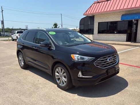Used 2019 Ford Edge Titanium w/ Cargo Accessory Package image 3