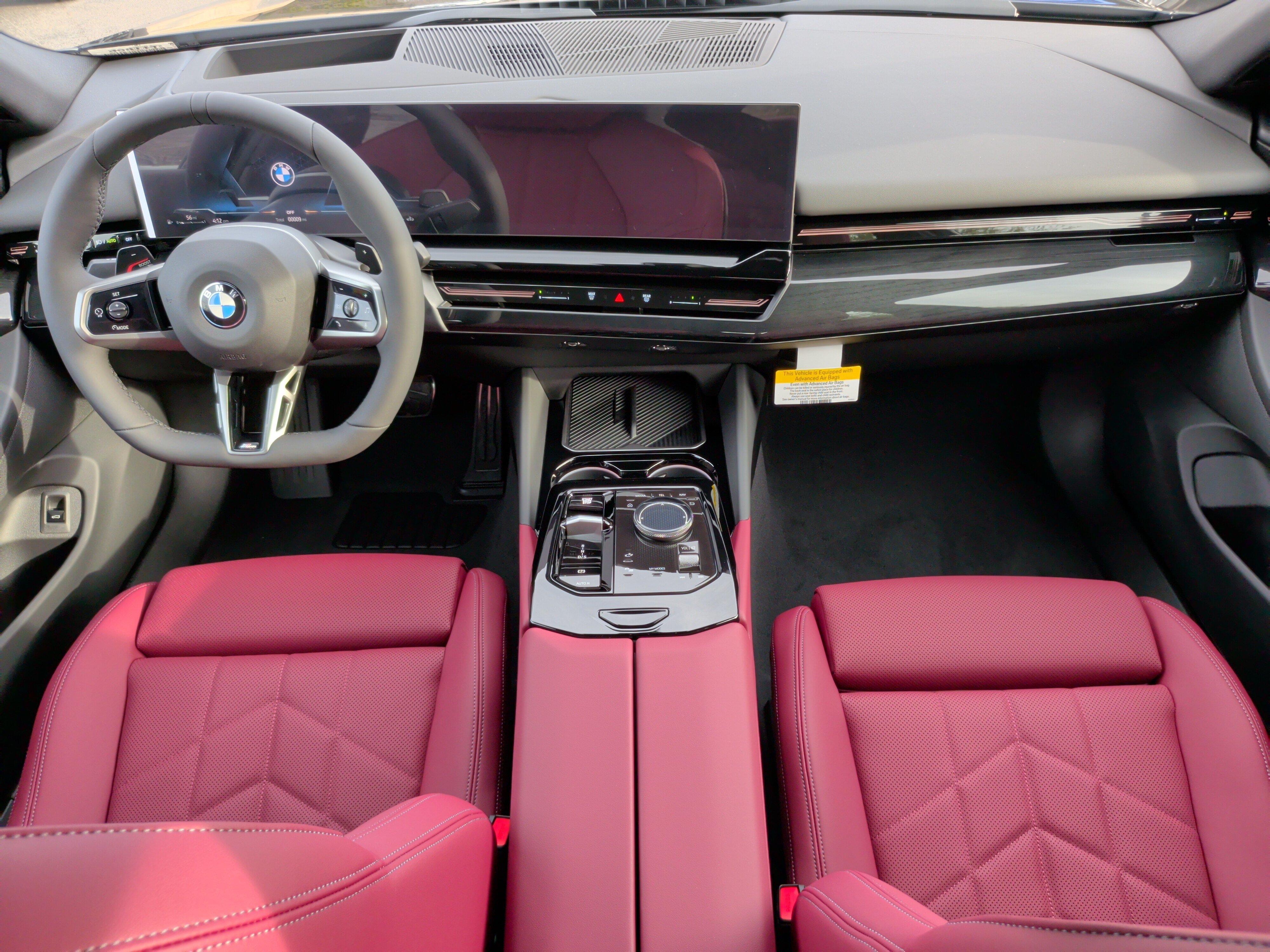 Used 2026 BMW 530i xDrive w/ M Sport Package AWD/4WD image 29