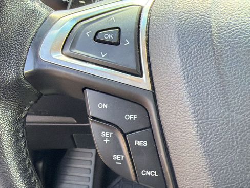 Used 2018 Ford Edge SEL w/ Equipment Group 201A image 17