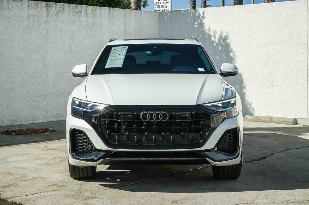 Used 2023 Audi Q8 Premium Plus w/ Premium Plus Package AWD/4WD image 2