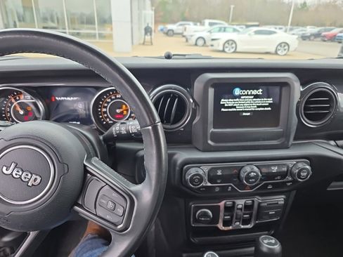 Used 2021 Jeep Wrangler Unlimited Sport w/ Technology Group image 15