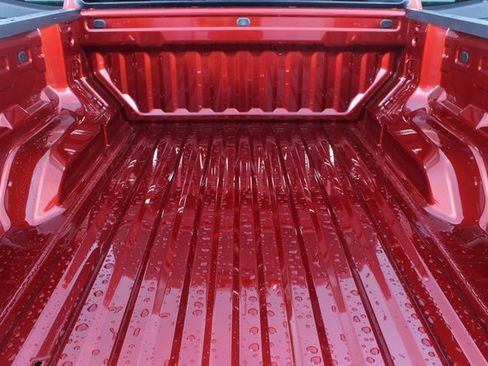 New 2026 Chevrolet Colorado LT image 17