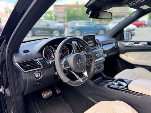 Used 2016 Mercedes-Benz GLE 63 AMG 4MATIC image 12