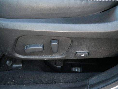 Used 2016 Subaru Forester 2.5i Limited image 19