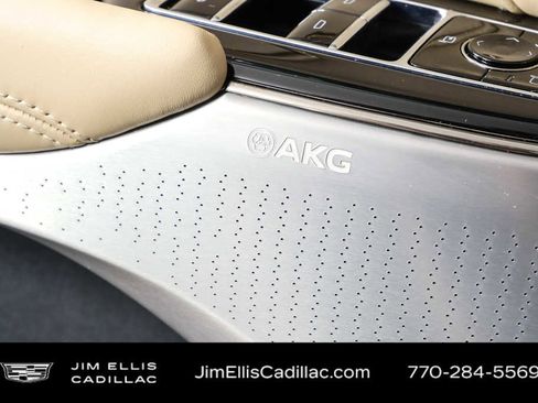 Certified 2024 Cadillac Lyriq Luxury w/ Nappa Leather Package AWD/4WD image 7
