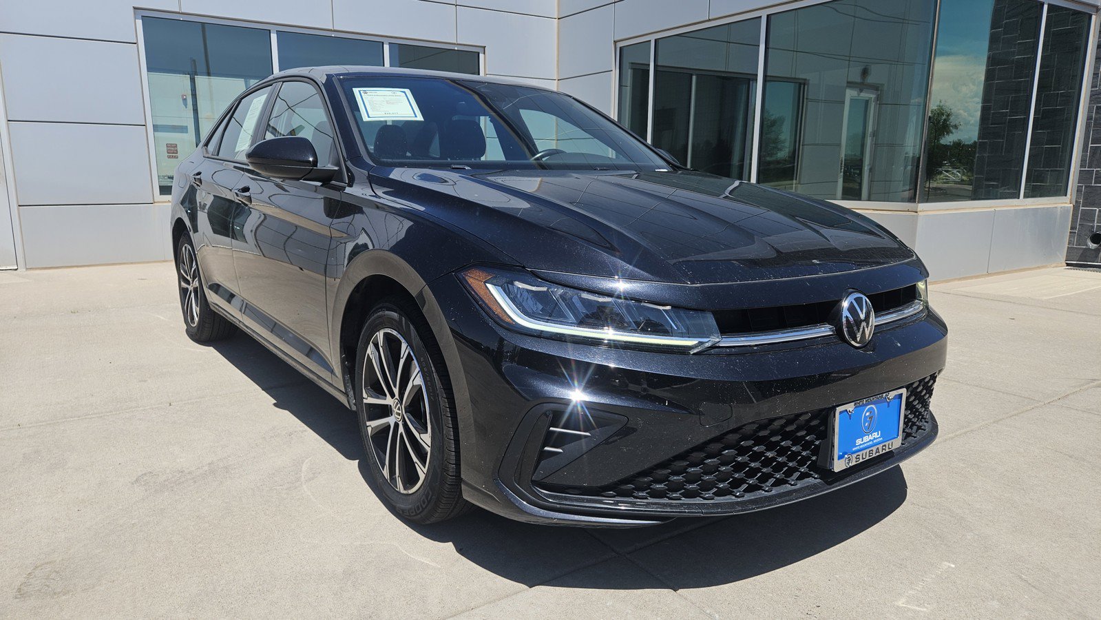 Used 2025 Volkswagen Jetta Sport FWD image 4