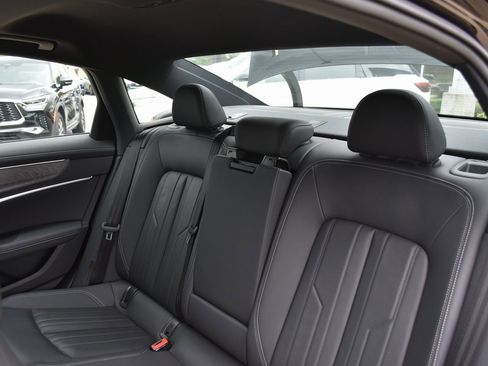 Used 2024 Audi A6 Premium Plus image 31