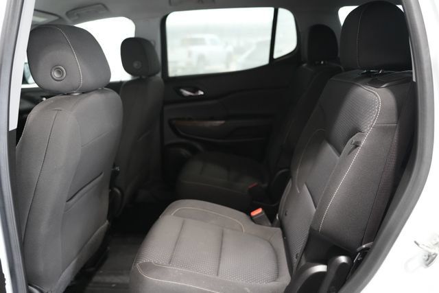 Used 2023 GMC Acadia SLE w/ Elevation Edition AWD/4WD image 17