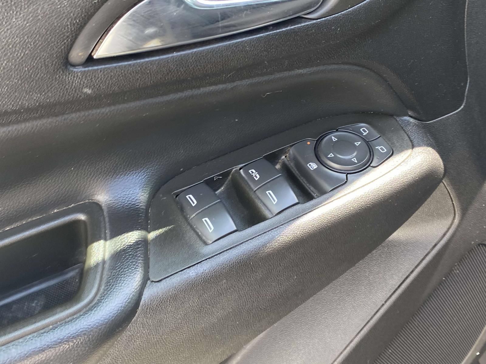 Used 2024 Chevrolet Equinox LT FWD image 15
