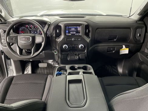 Used 2024 GMC Sierra 2500 Pro w/ Convenience Package image 19