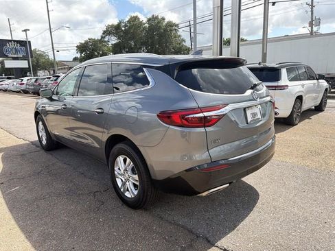 Used 2019 Buick Enclave Essence FWD image 9