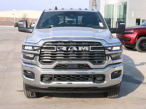 New 2026 RAM 2500 Tradesman AWD/4WD image 9