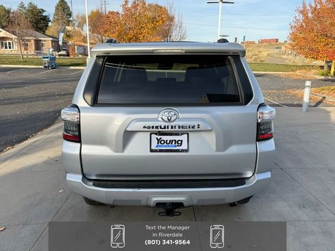 Used 2024 Toyota 4Runner SR5 Premium image 9