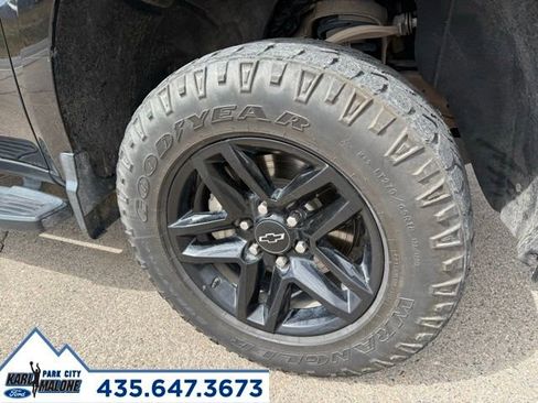 Used 2023 Chevrolet Silverado 1500 Custom Trail Boss AWD/4WD image 10