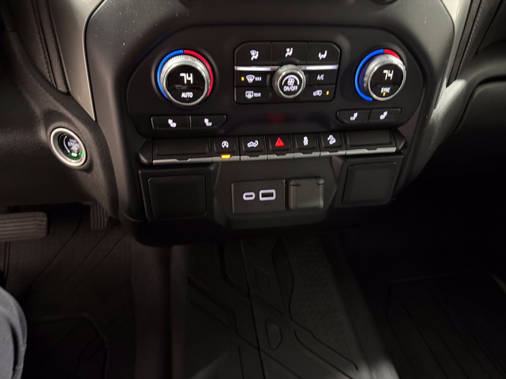 Used 2019 Chevrolet Silverado 1500 RST AWD/4WD image 31