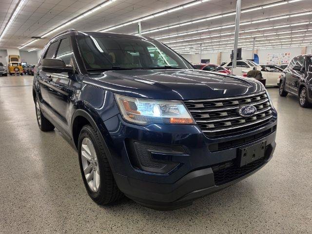 Used 2017 Ford Explorer FWD image 4