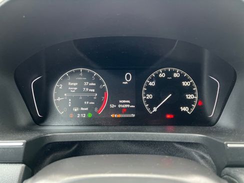 Used 2025 Honda Pilot EX-L image 24
