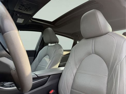 Used 2020 Toyota Avalon Limited w/ Advanced Safety Package FWD image 11