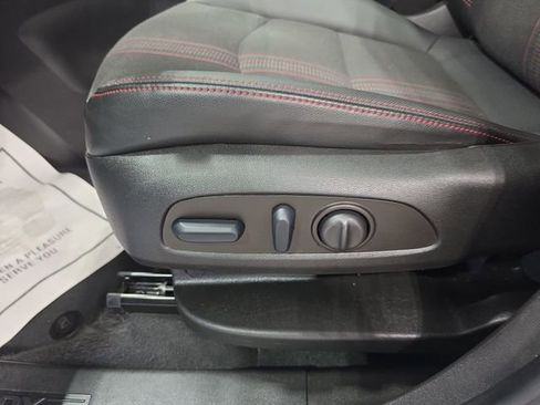 Used 2022 Chevrolet Equinox RS AWD/4WD image 21