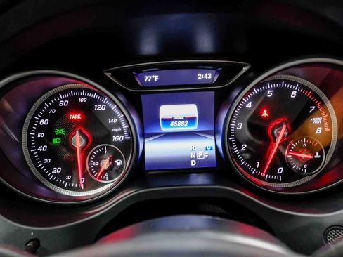 Used 2019 Mercedes-Benz GLA 250 image 29