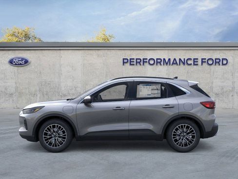 New 2025 Ford Escape SE w/ PHEV Premium Package image 3