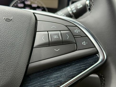 New 2025 Cadillac XT5 Premium Luxury w/ LPO, Floor Liner Package image 25