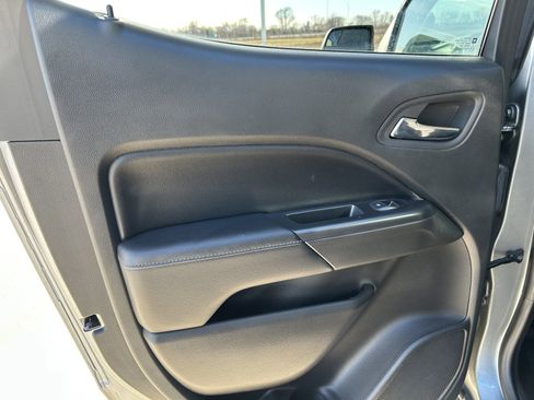 Used 2022 GMC Canyon Elevation image 13