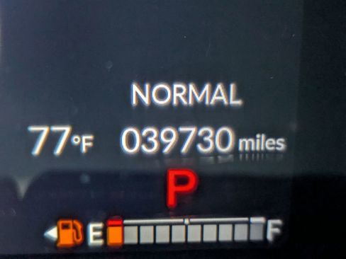 Used 2024 Honda HR-V LX image 17