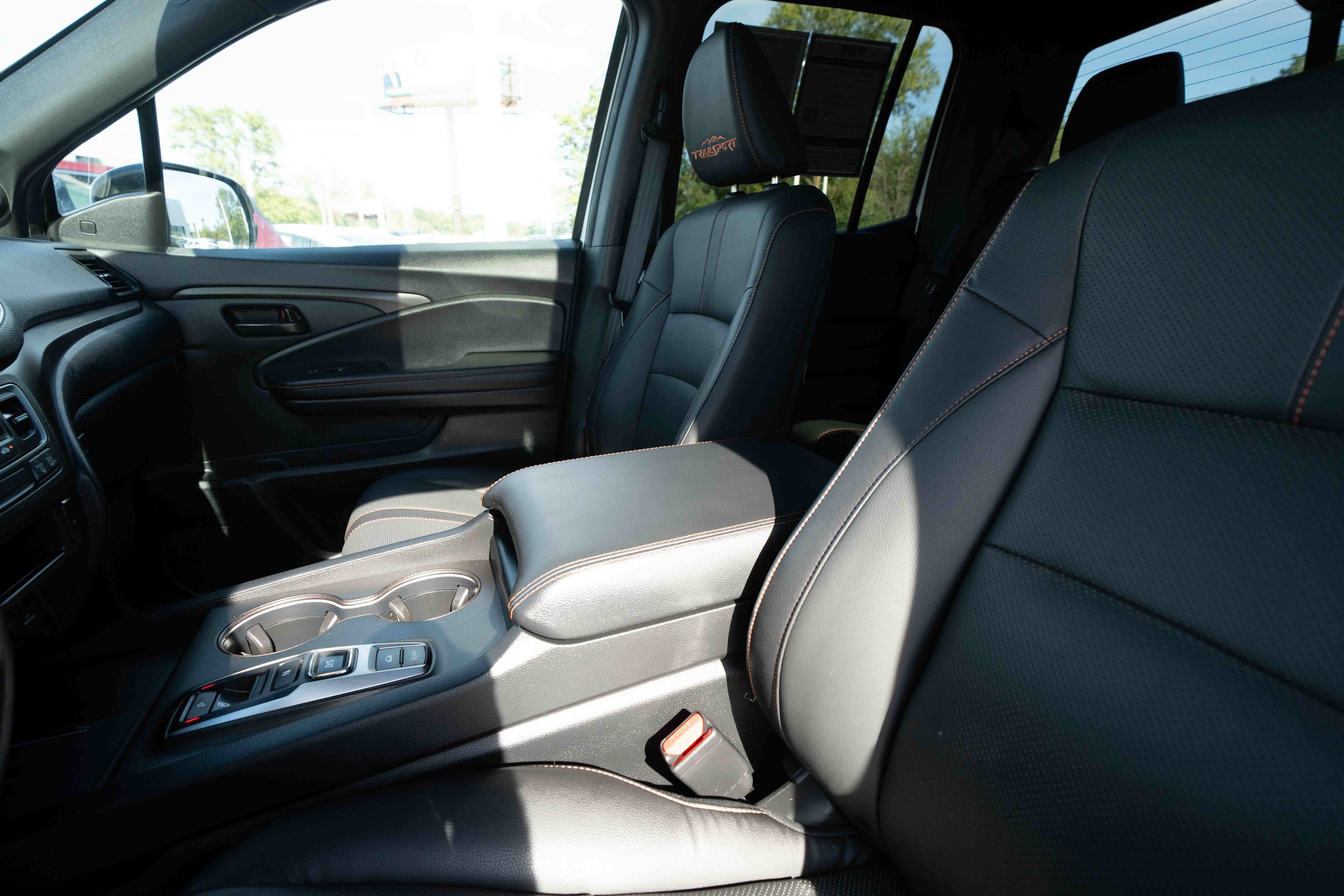 Used 2025 Honda Ridgeline TrailSport image 10