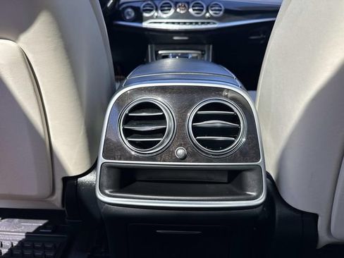 Used 2019 Mercedes-Benz S 560 4MATIC Sedan image 14