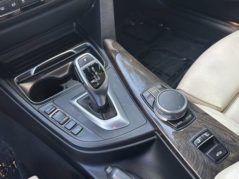 Used 2017 BMW 430i Convertible RWD image 25