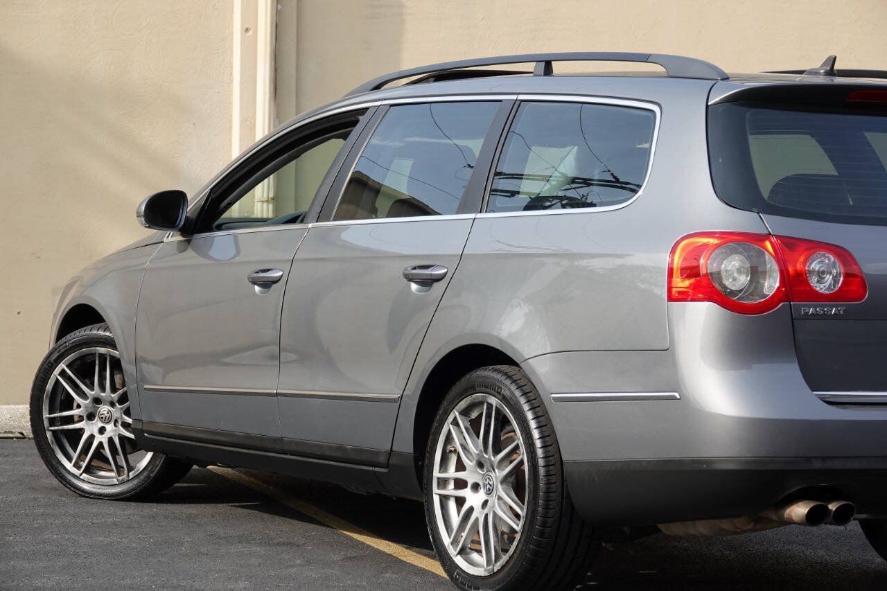 Used 2007 Volkswagen Passat 2.0T FWD image 15