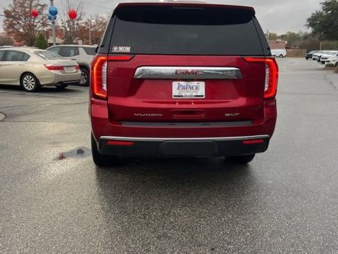 Used 2021 GMC Yukon SLT image 3