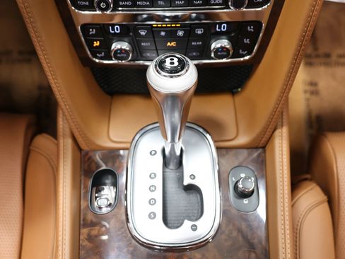 Used 2014 Bentley Flying Spur W12 AWD/4WD image 44