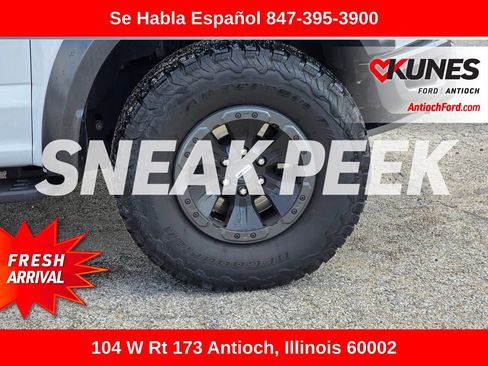 Used 2017 Ford F150 Raptor w/ Equipment Group 802A Luxury AWD/4WD image 11