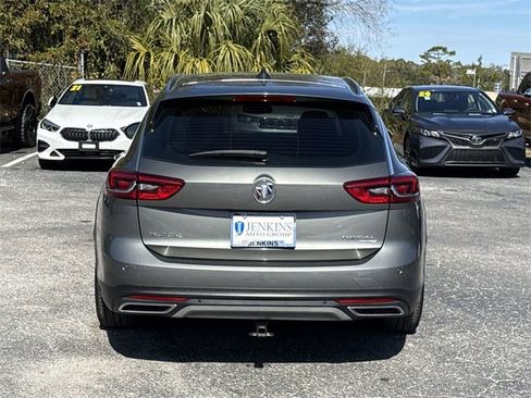 Used 2018 Buick Regal Essence w/ Driver Confidence Package #1 image 7