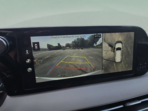 Used 2025 Hyundai Palisade SEL FWD image 21