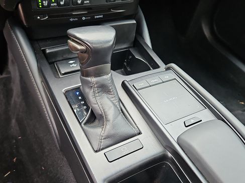 Used 2021 Lexus ES 250 w/ Premium Package AWD/4WD image 15