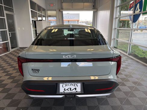 New 2026 Kia K4 LXS FWD image 5